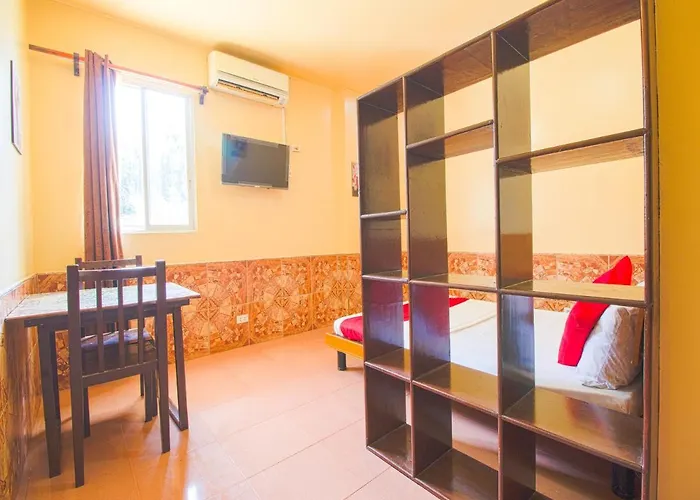 Hotel Oyo 761 Caza Southville Apartelle Lapu-Lapu City