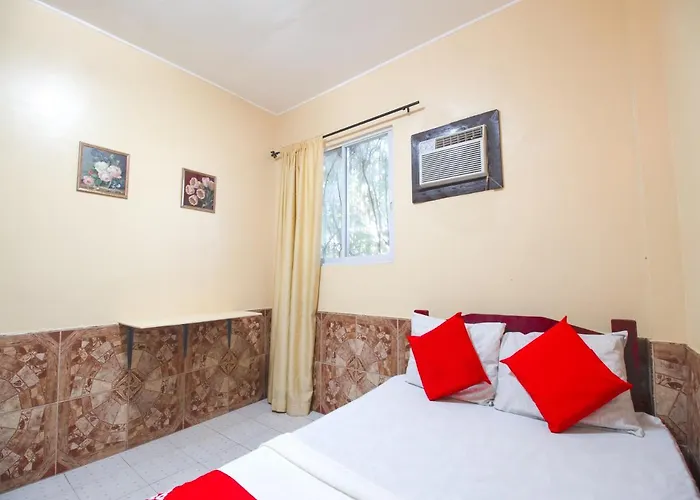 Oyo 761 Caza Southville Apartelle Hotel